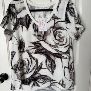 Christy Monochrome Rose Short Sleeve Tee